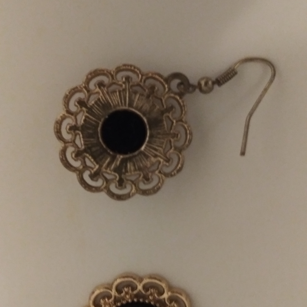 Earrings 5 bucks each